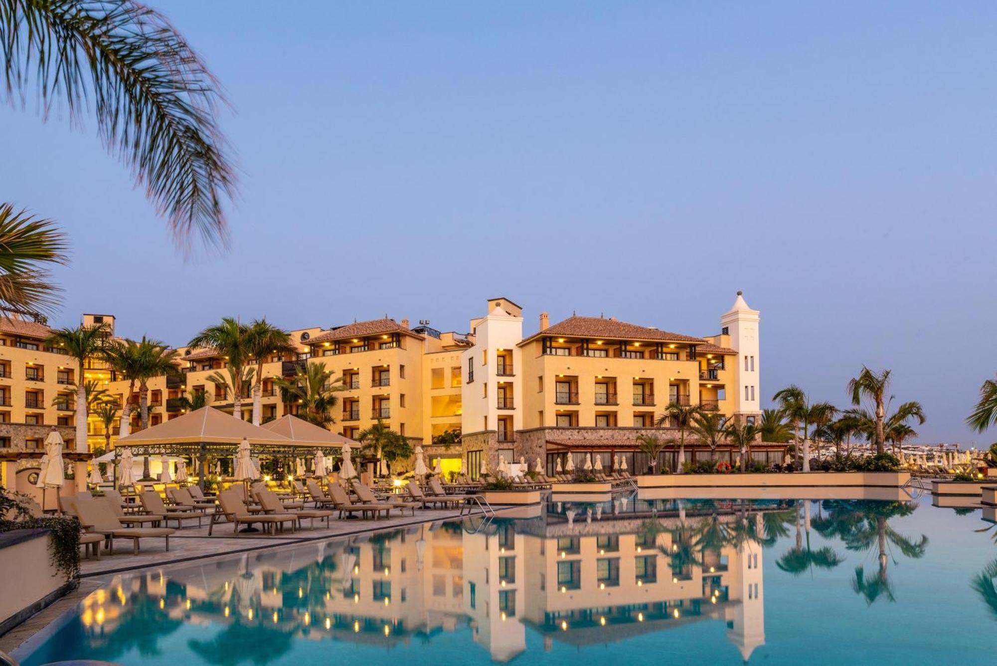 Gf Gran Costa Adeje***** Hotel ภายนอก รูปภาพ