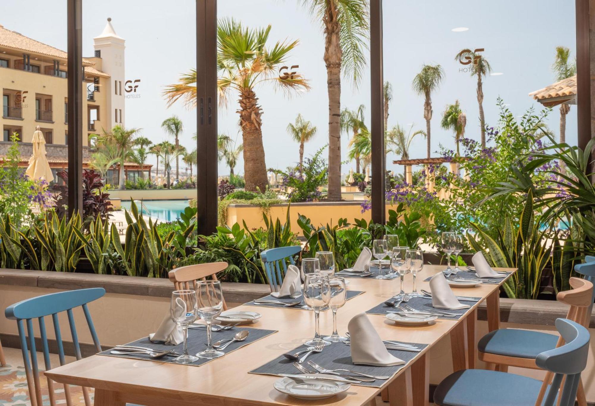 Gf Gran Costa Adeje***** Hotel ภายนอก รูปภาพ