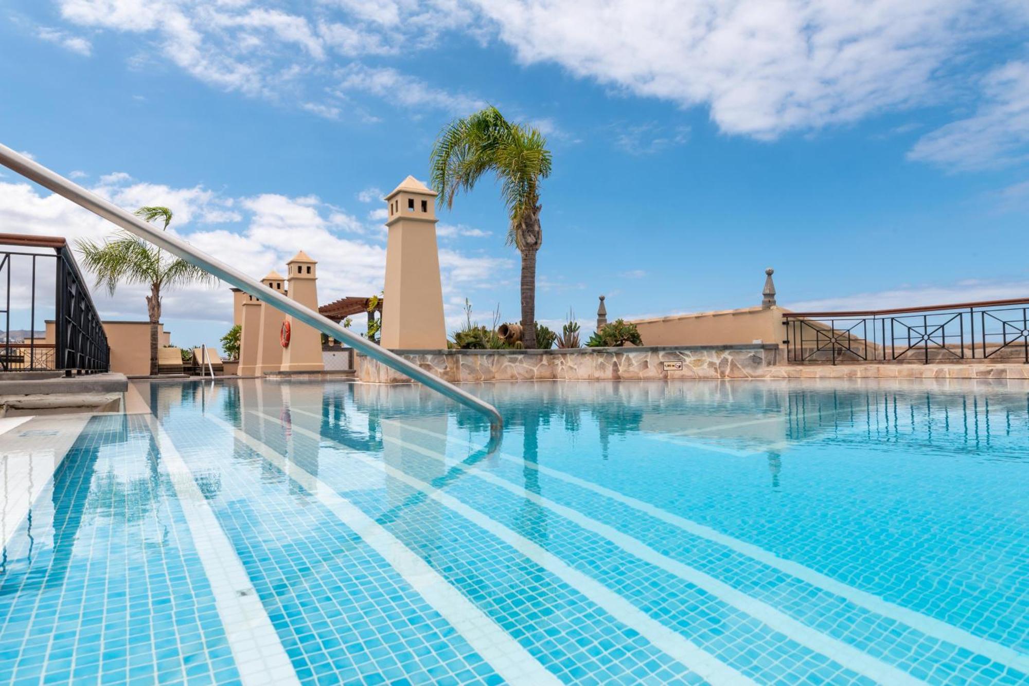 Gf Gran Costa Adeje***** Hotel ภายนอก รูปภาพ