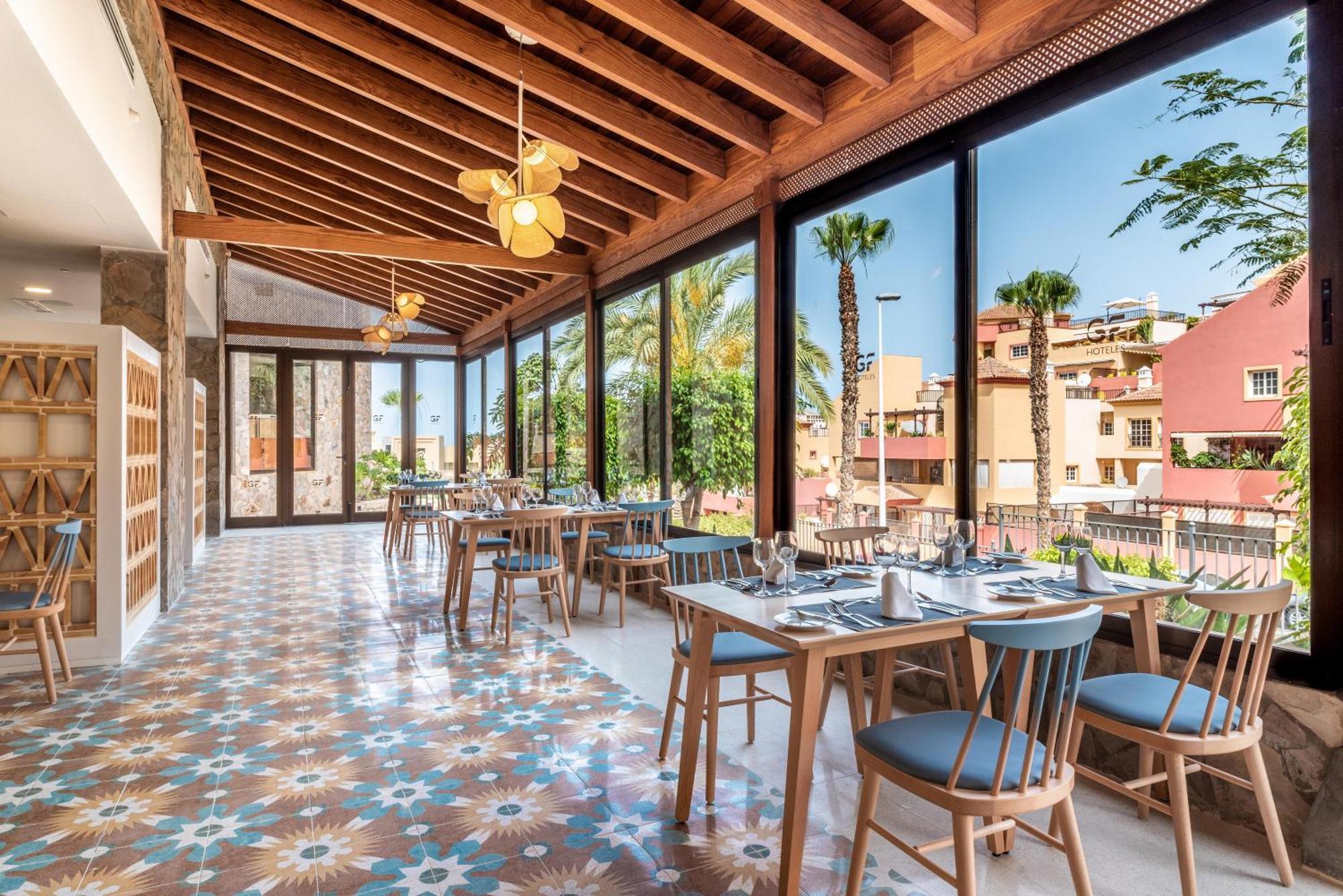 Gf Gran Costa Adeje***** Hotel ภายนอก รูปภาพ